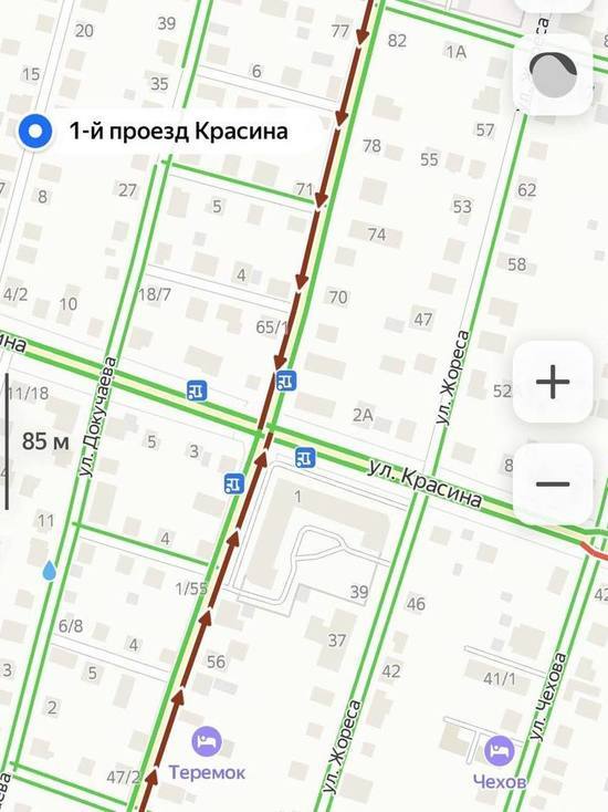 Огромная пробка скапливается в Заволжском районе Твери из-за неработающего светофора