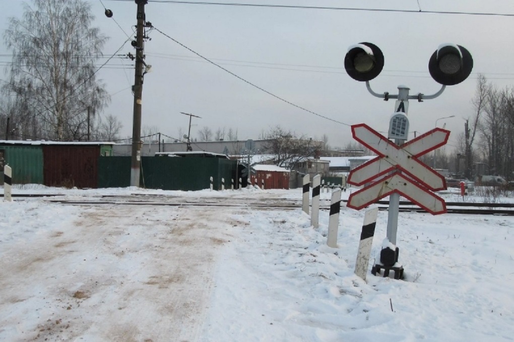 Костромские проблемы: таяние снега создает требует приведения в порядок жд переездов