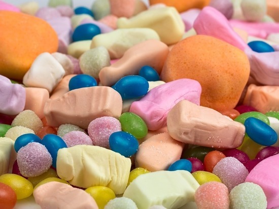  Почти 30 тысяч рублей отдала омичка мошенникам за несуществующие конфеты