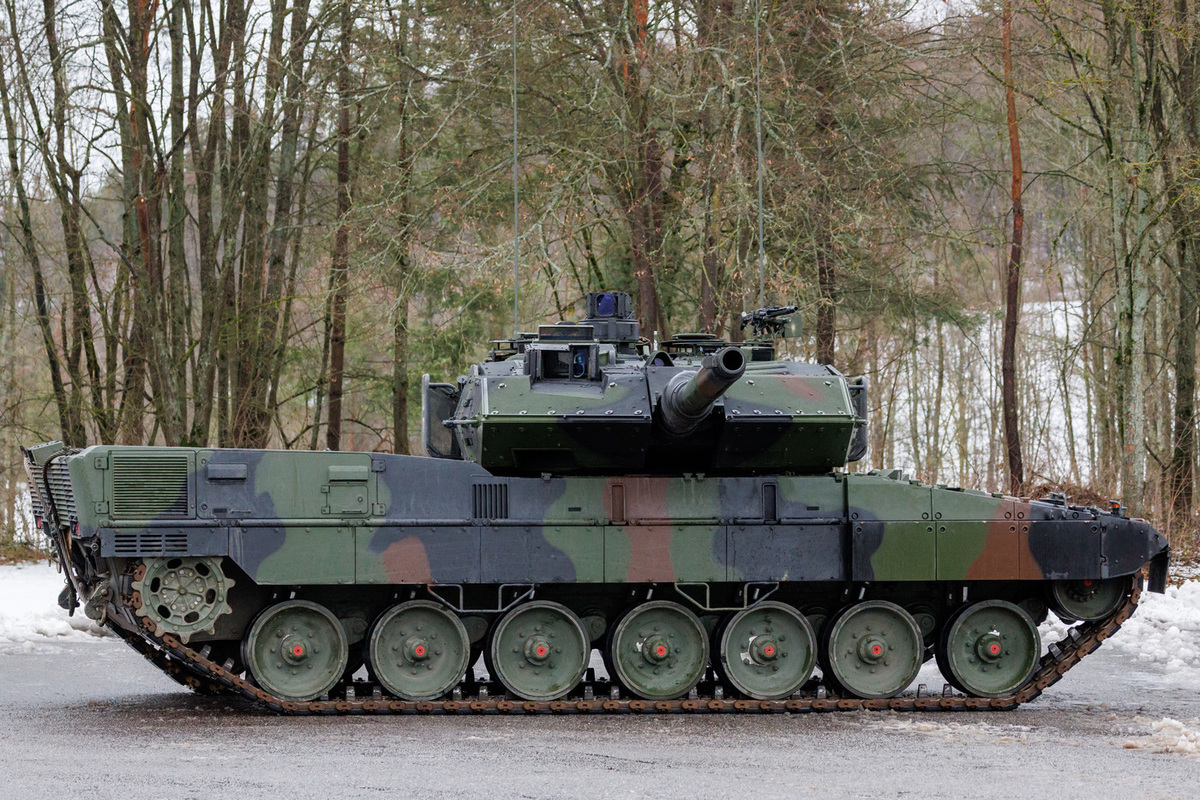 Denmark intends to send Ukraine the first Leopard tanks in the spring
