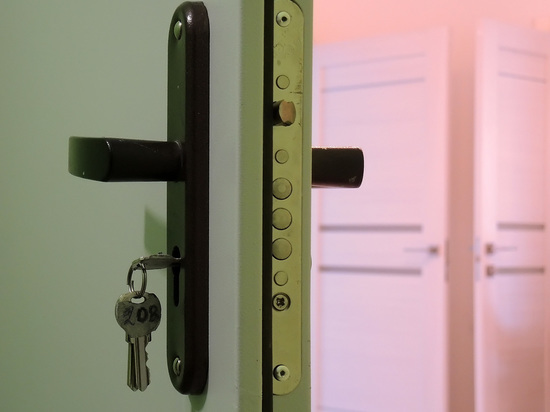 Дети-сироты из Воскресенска впервые получили жилищные сертификаты