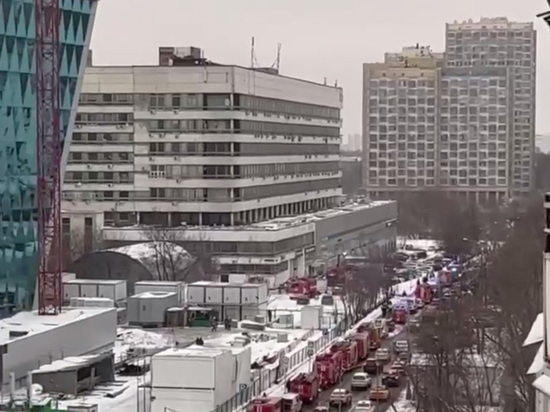 В Москве загорелось здание телеканала "Спас" рядом с "Останкино"