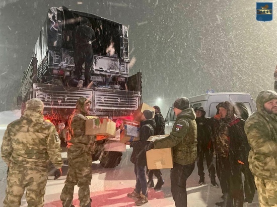 Из Пуровского района в зону спецоперации передали адресные посылки и гуманитарку для бойцов