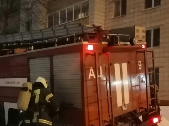 На пожаре квартиры в Калуге пострадал человек