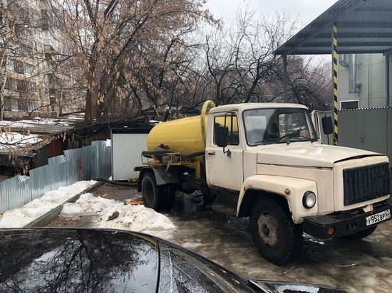 Мэрия Рязани организовала откачку воды с зоны подтопления на Михайловском шоссе