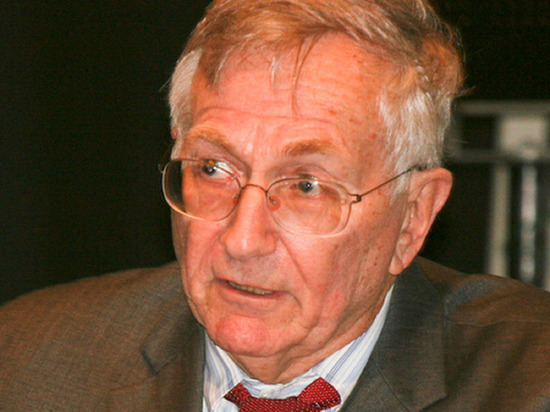 Автор расследования о «Северных потоках» Херш назвал внешнюю политику США «идиотизмом»