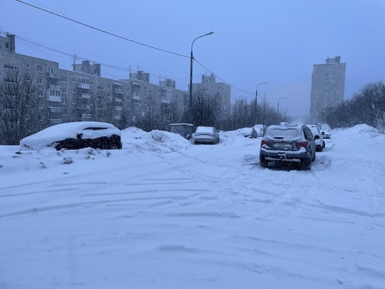 В Мурманске прошла сильная метель в ночь с 12 на 13 марта