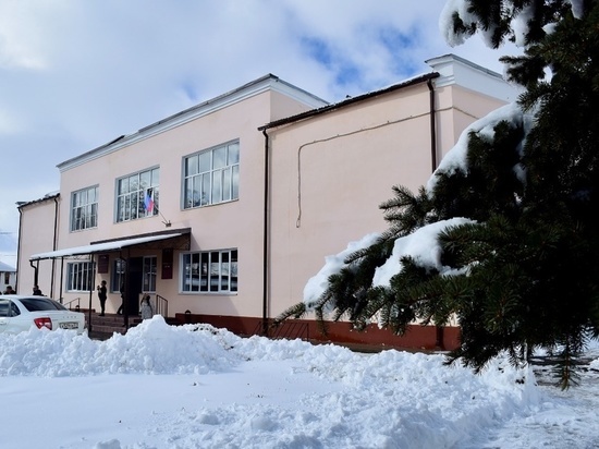 В Орловской области капитально отремонтировали Моховской дом культуры