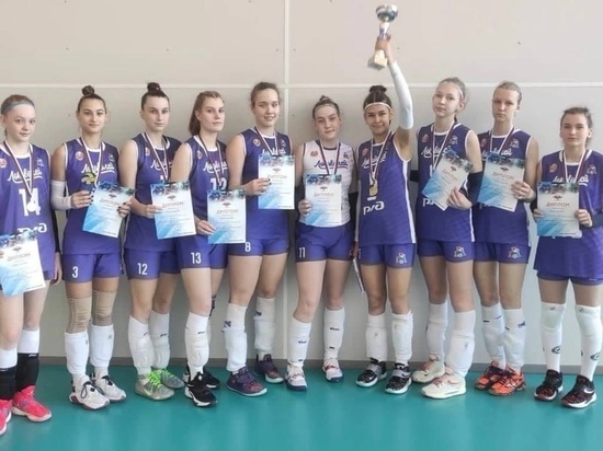 Волейбольная сборная Хакасии завоевала золото первенства Сибири