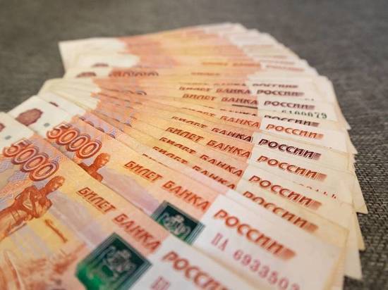 Российские пенсионеры получат по 10 тыс рублей в апреле