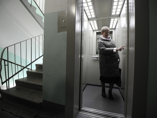 Новые лифты установят в этом году в 40 многоэтажках Ставрополья