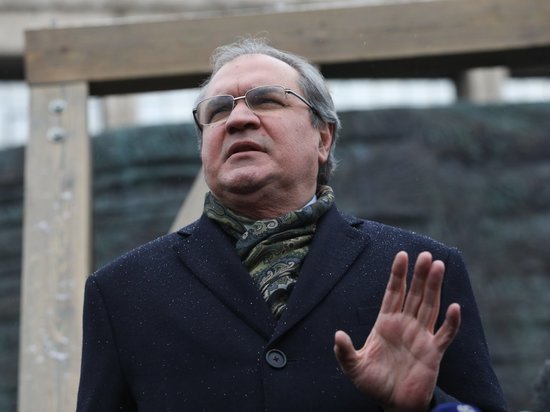 Глава СПЧ предложил лишать родительских прав мигрантов, не отдающих детей в школу