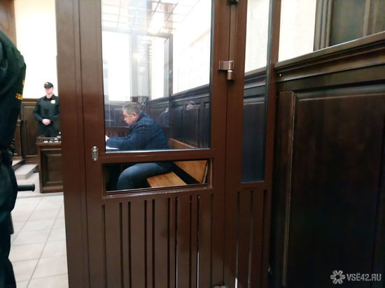 Бывший глава МЧС Кузбасса не признал себя на суде виновным в халатности