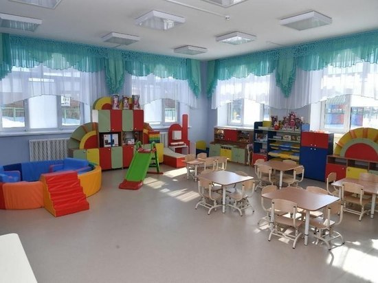 Губернатор Омской области проинспектировал детские сады в двух районах