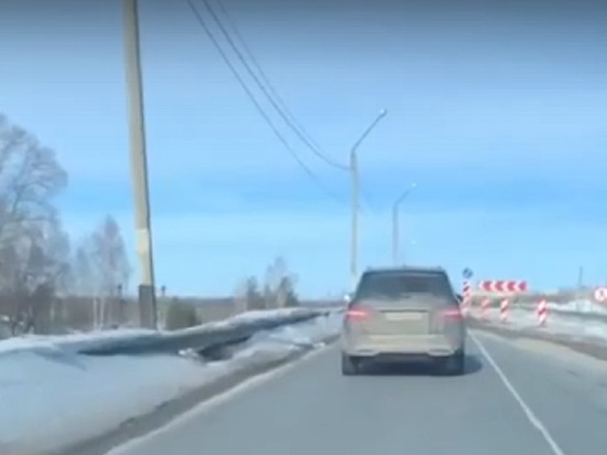 Напугавшую костромских автомобилистов трещину на Волгореченском путепроводе зальют асфальтом
