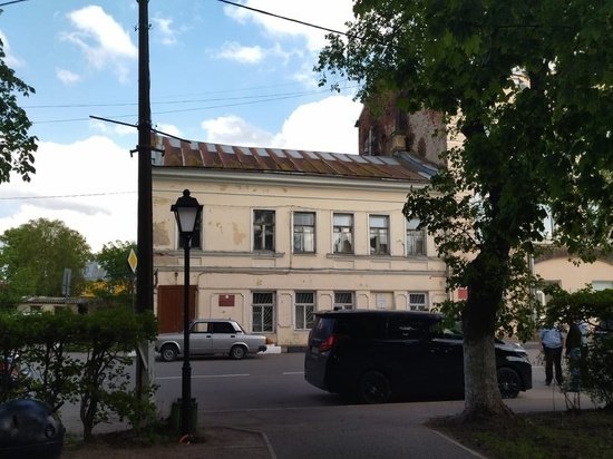 Реставраторы взялись за историческое здание на улице Жука в Шлиссельбурге