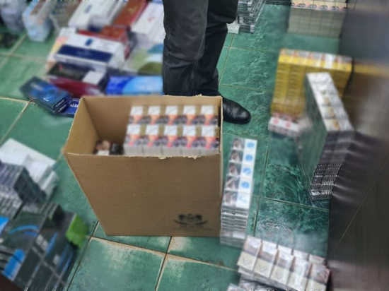В Александрове полицейские изъяли 10 тысяч пачек "левых" сигарет