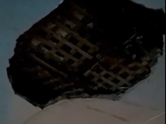 В Алтайском крае обрушился потолок в сельской школе