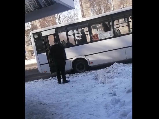 В Рыбинске в автобусе скончалась пассажирка