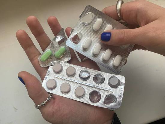 Педиатр назвала самые опасные для детей таблетки в аптечке родителей