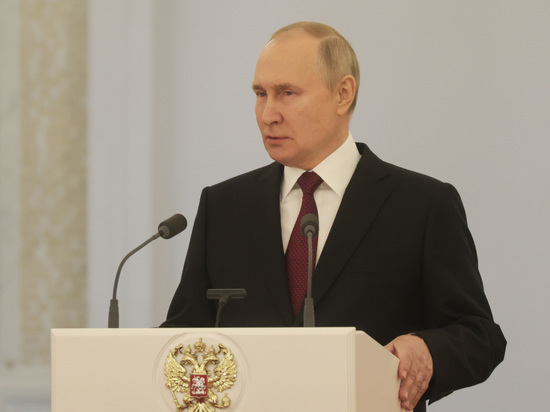Путин заявил о повышении зарплат в России