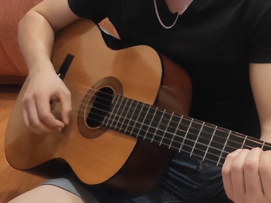 Вологодский музыкант проведет для жителей областной столицы мастер-класс игры на гитаре