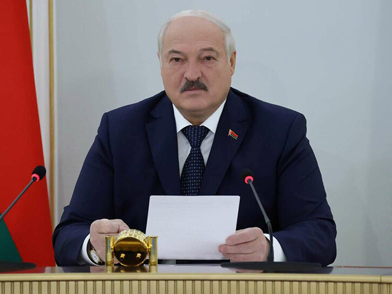 «Лукашенко боится мятежа»