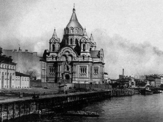 Археологические раскопки на месте Борисоглебской церкви в Петербурге подходят к концу