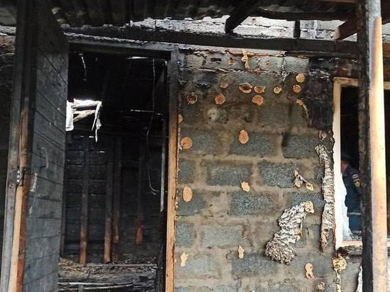 В Красноярском крае пасынок получил условку за сгоревший дом отчима