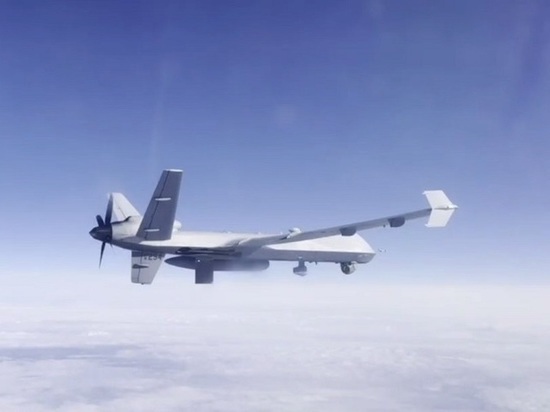 Fighterbomber показал видео пролета рядом с американским беспилотником MQ-9