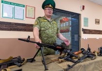 Призыв военнообязанных на плановые военные сборы стартовал в Минске, сообщает Министерство обороны Республики Беларусь