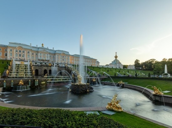 Сезон фонтанов в Петергофе откроется 22 апреля