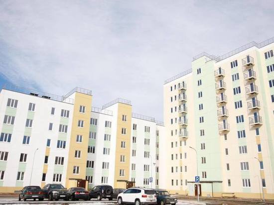 Жители шести ветхих бараков из Ивангорода переедут в новые квартиры
