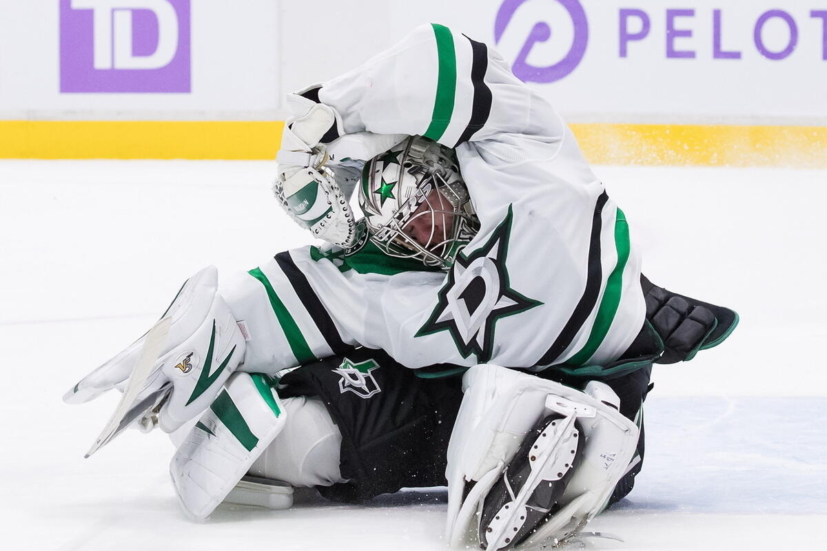 "Чикаго" вызвал Антона Худобина из АХЛ