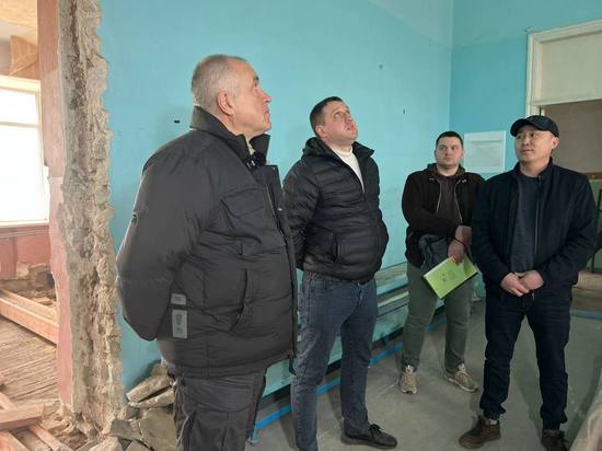 Бурятия начат новый этап строительных работ в Старобешевской школе ДНР