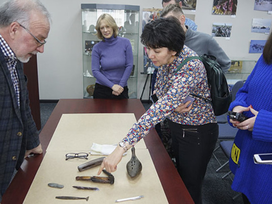 Уникальные предметы быта древних эскимосов переданы в музей Анадыря