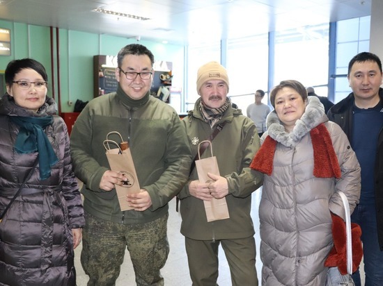В Якутске встретили бойцов отряда “Боотур”