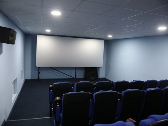 «Вход портит все впечатление»: Лимаренко посетил новый кинозал в Александровске-Сахалинском