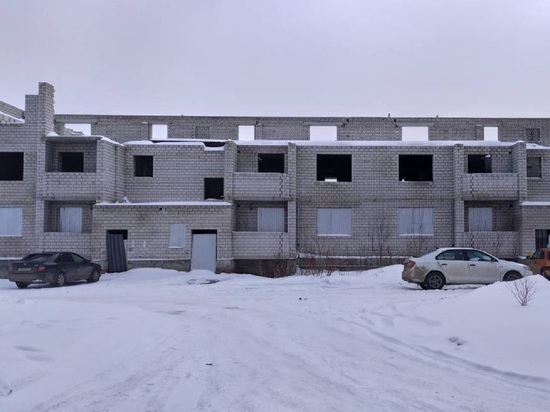 В Калуге прокуратура потребовала закрыть доступ к недостроенной многоэтажке