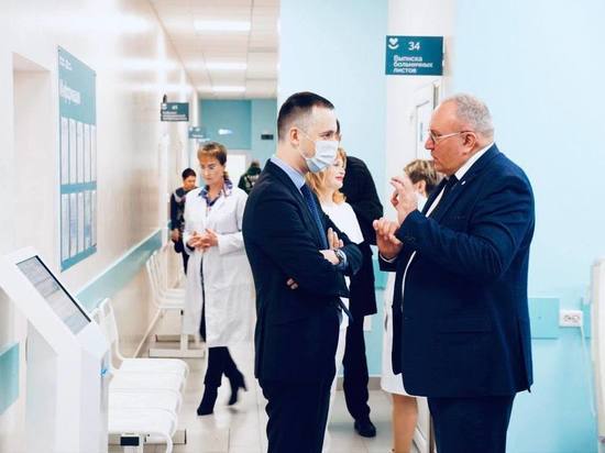 Мелик-Гусейнов посетил обновленную поликлинику №2 в Нижнем Новгороде