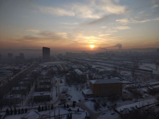 В Красноярске ввели режим «черного неба» 16 марта