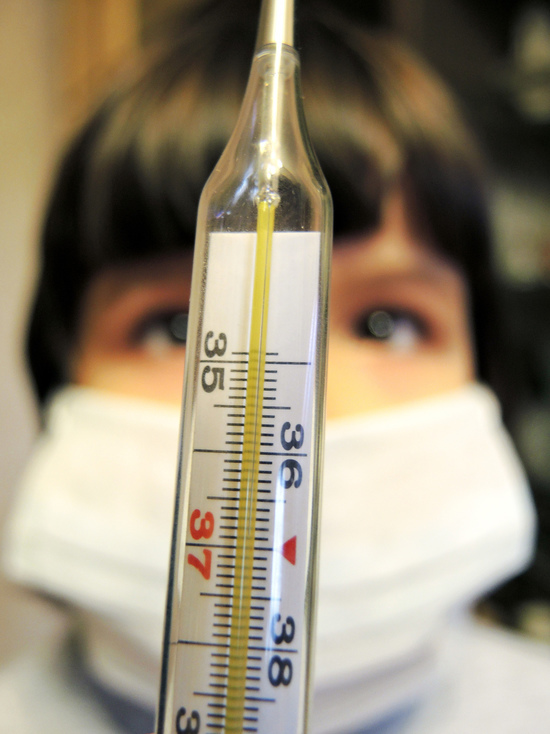 Иммунолог Жукова объяснила, почему температура 37,5 переносится хуже лихорадки