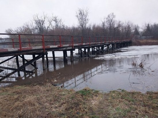 В Курске уровень воды в реке Тускарь достиг отметки в 449 сантиметров