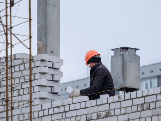 В Волгоградской области выросла среднемесячная зарплата строителей