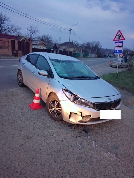 На Ставрополье водитель самоката попал под колеса машины лихача