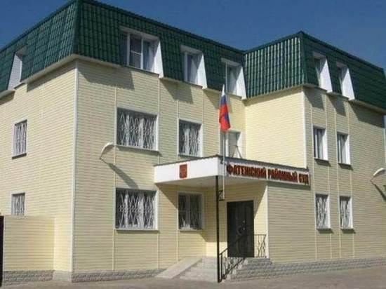 Отец убитой в больнице медсестры требует с Фатежской ЦРБ 5 млн рублей компенсации