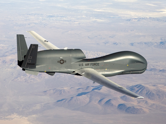 США направили стратегический беспилотник RQ-4 Global Hawk в Черное море