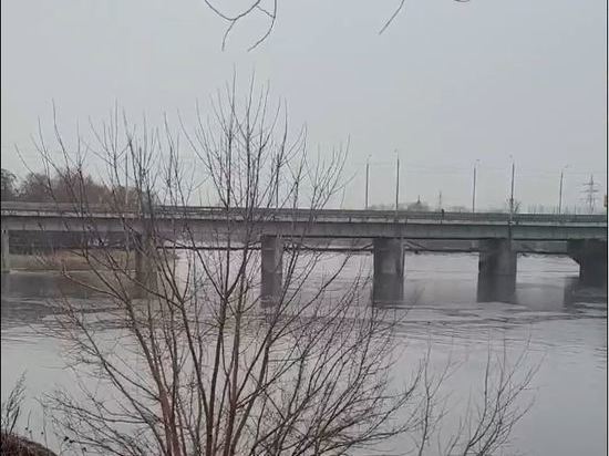 Плотина пензенской ТЭЦ-1 ушла под воду