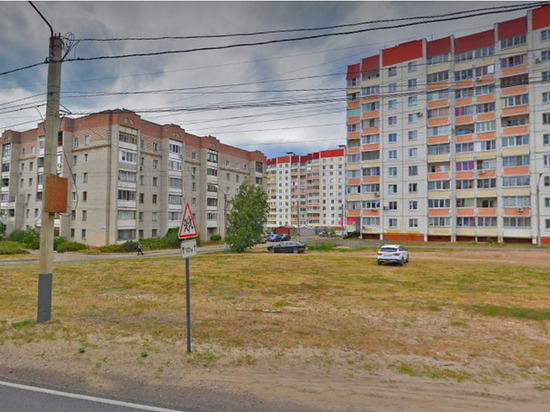 В Воронеже отец двоих детей разбился, упав с крыши в Тенистом