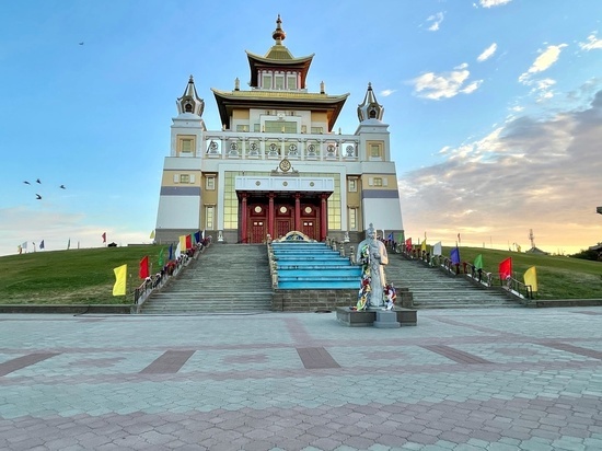 В Центральном хуруле состоится церемония интронизации Шаджин-ламы Калмыкии